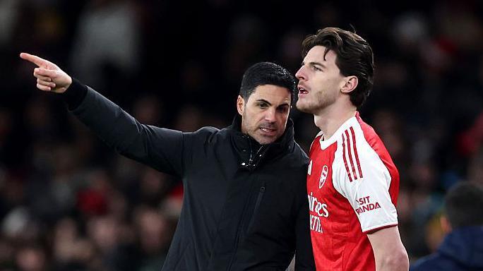 Mikel Arteta er i øjeblikket under det største interne pres i Premier League